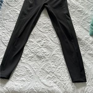 Honeylove black leggings size Small fit a size 2-4